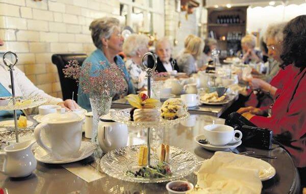 Edenshine Restaurant - Afternoon Tea with the Ladies (600x)