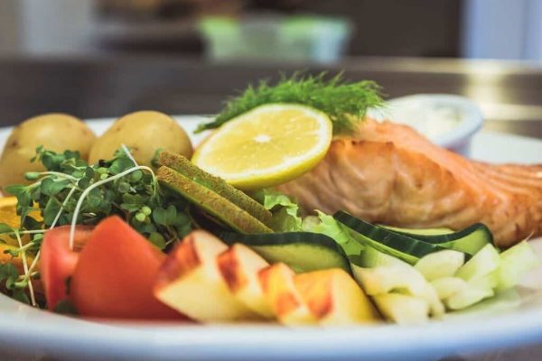 Edenshine Restaurant - Salmon Salad